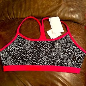 Women’s sports bra